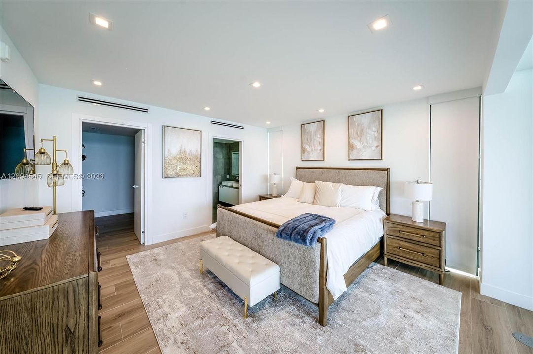 En Venta: $3,250,000 (3 camas, 3 baños, 2210 Pies cuadrados)