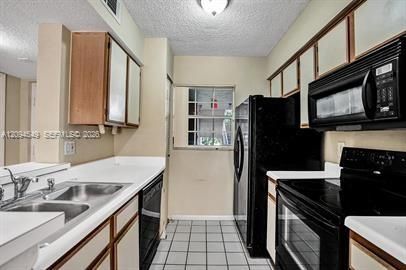 Recientemente alquilado: $1,850 (2 camas, 2 baños, 992 Pies cuadrados)