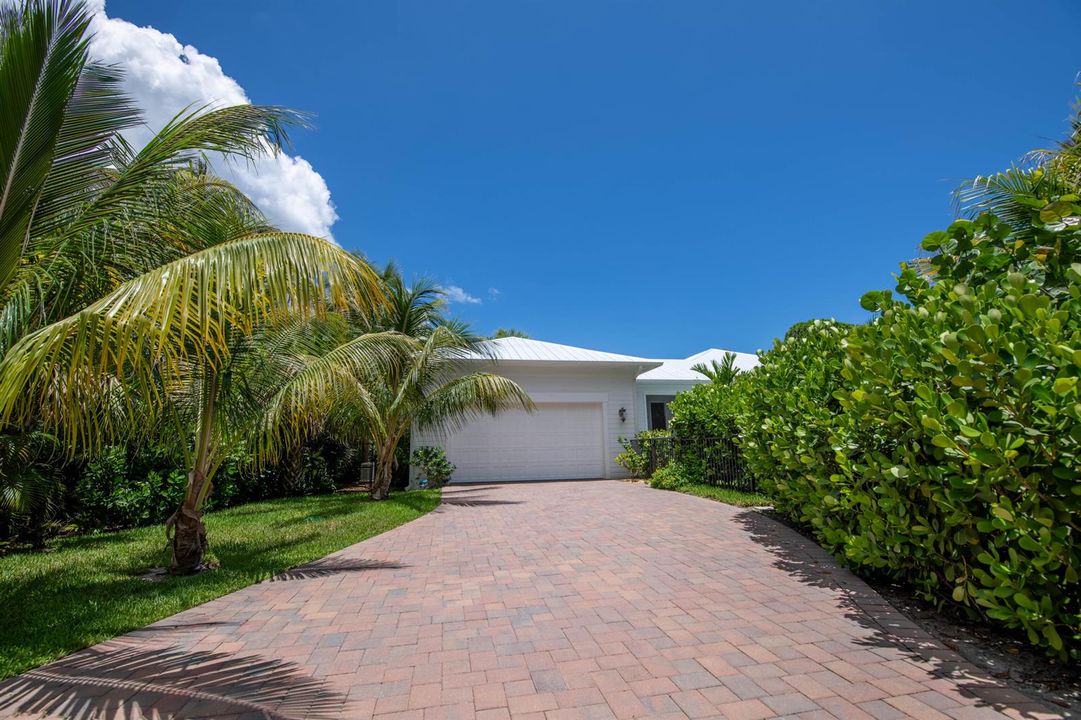 29 Exterior - Private Driveway