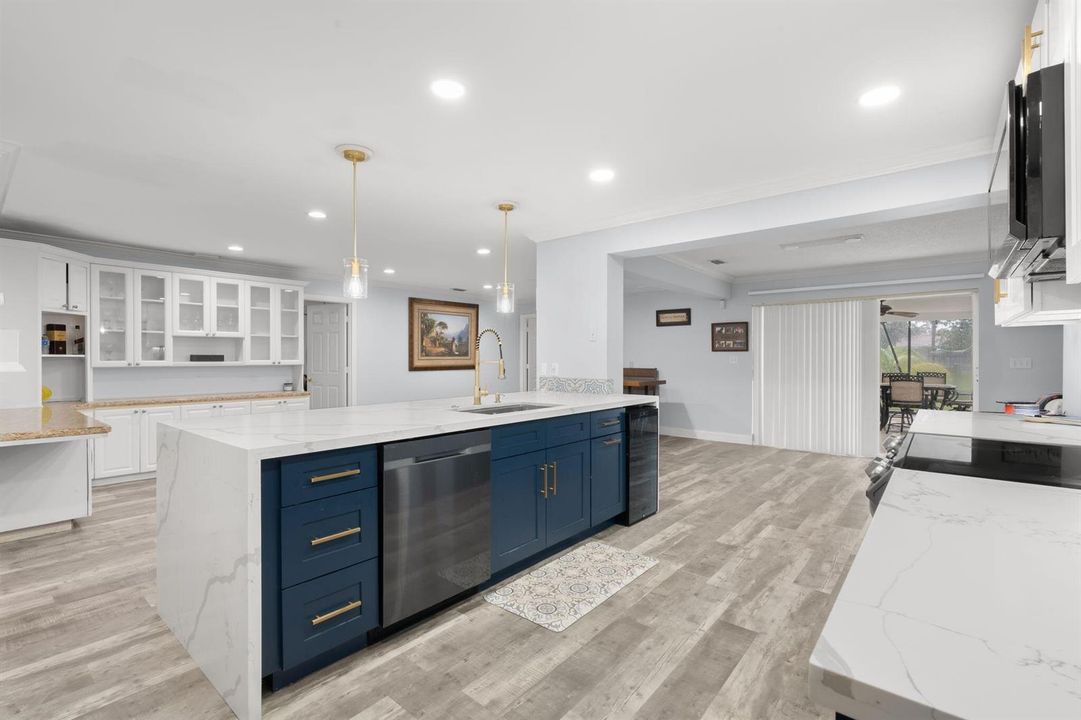 9-web-or-mls-1852 Nw 82 nd Ave Coral Spr