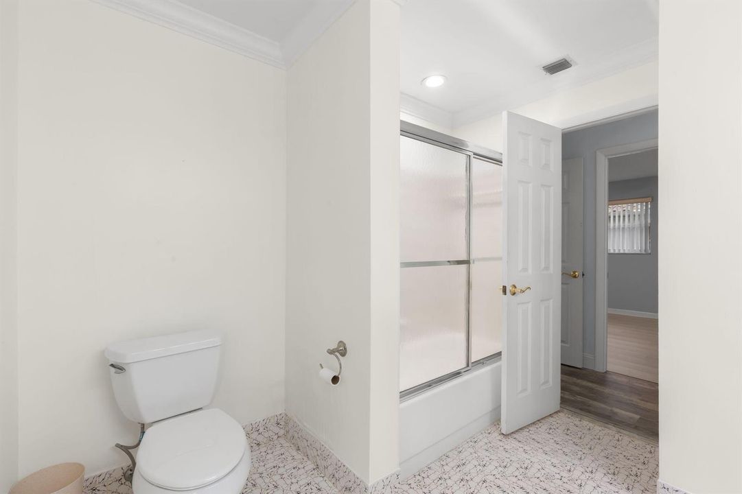 29-web-or-mls-1852 Nw 82 nd Ave Coral Sp