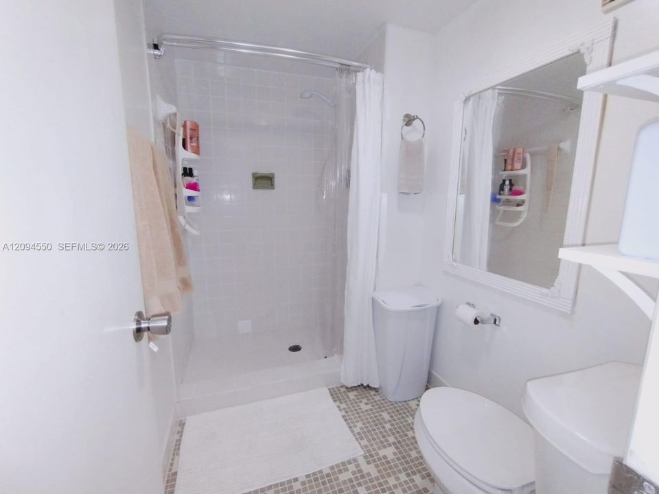 For Sale: $290,000 (2 beds, 2 baths, 1235 Square Feet)