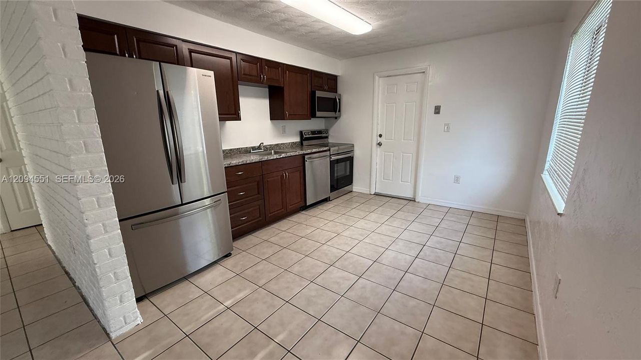 En Venta: $425,000 (0 camas, 0 baños, 1699 Pies cuadrados)