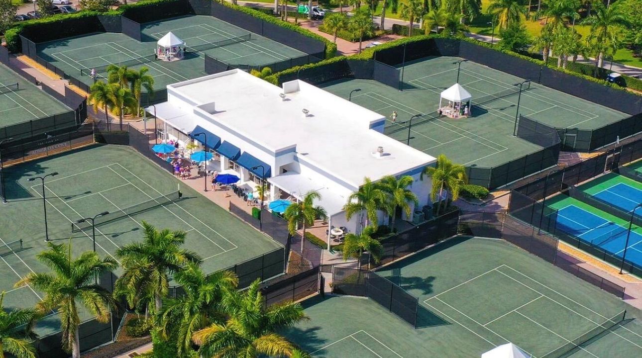 Tennis Center