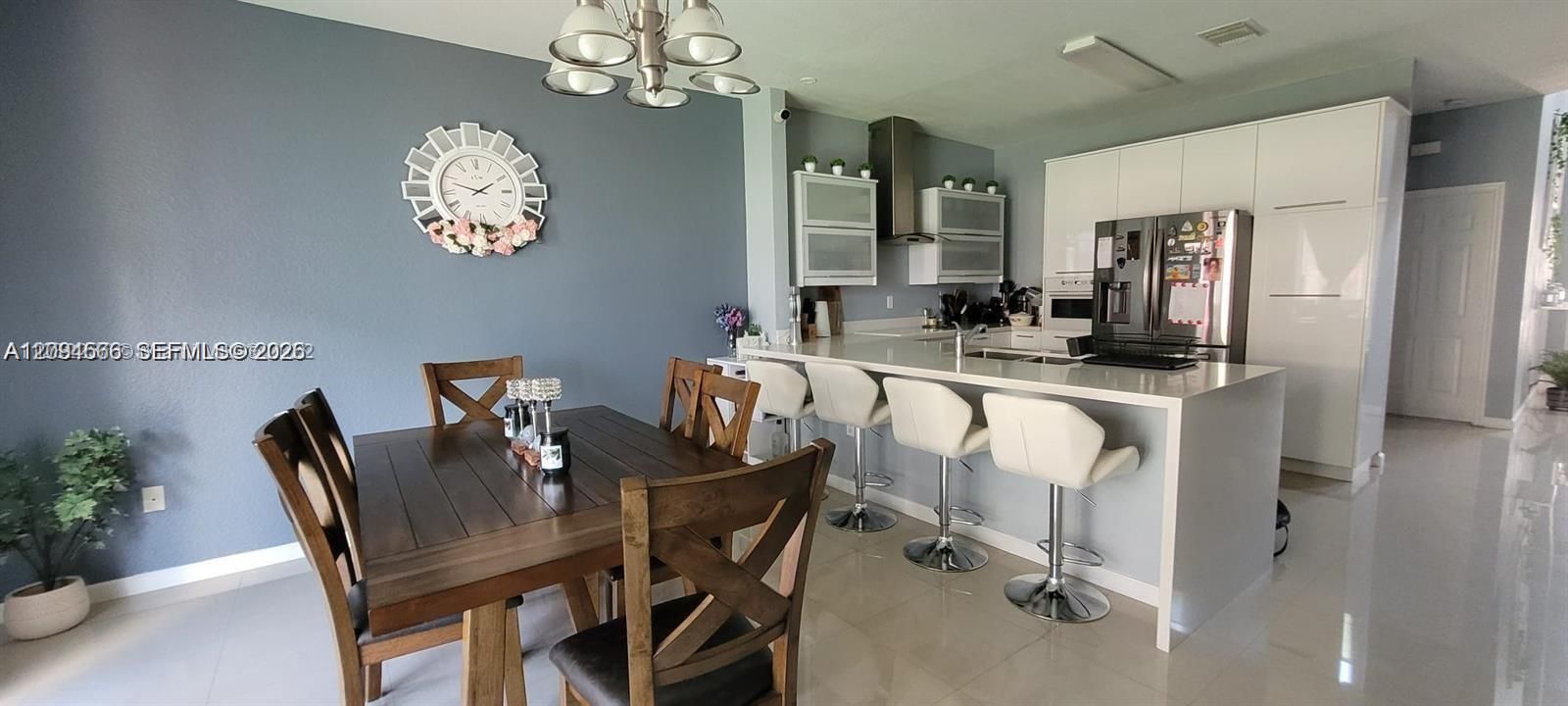 В аренду: $4,350 (4 спален, 3 ванн, 2322 Квадратных фут)