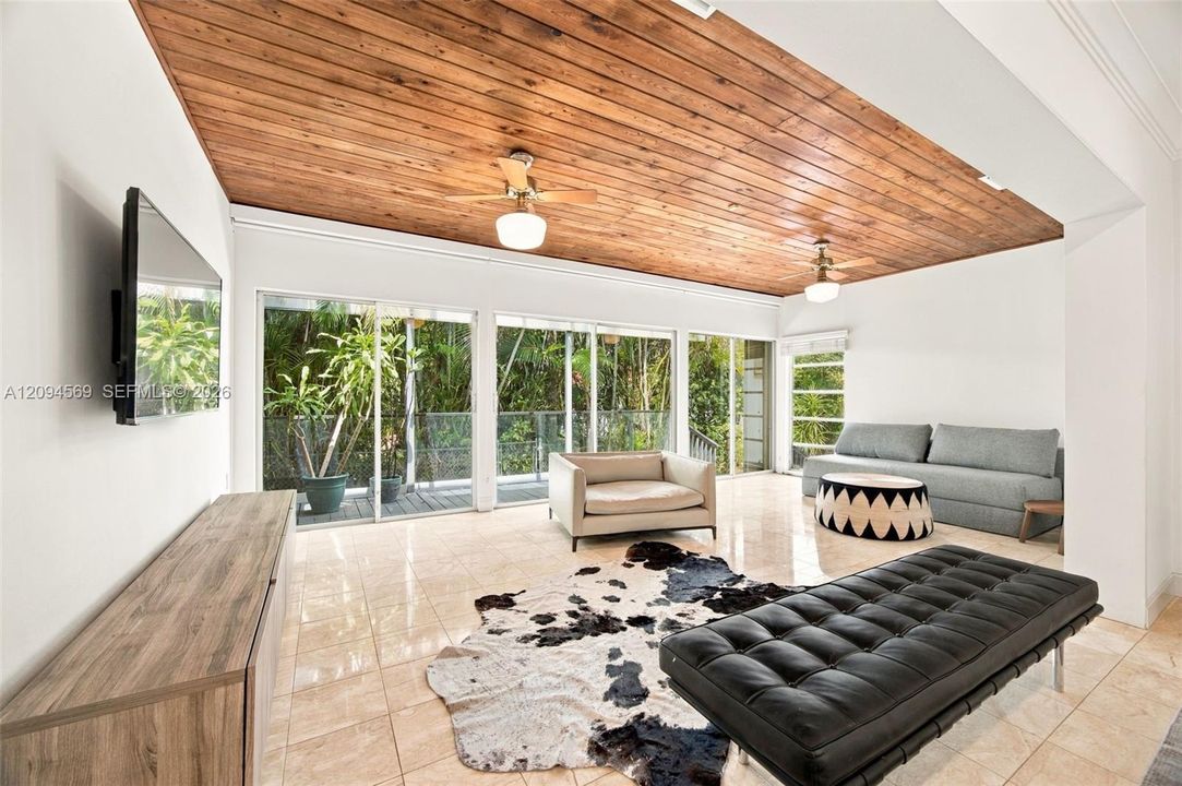 В аренду: $7,800 (3 спален, 3 ванн, 2122 Квадратных фут)