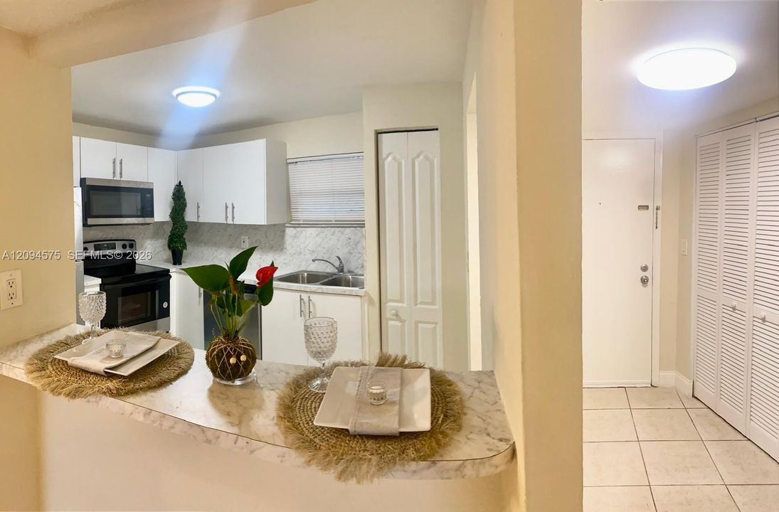 En Venta: $182,000 (2 camas, 2 baños, 1252 Pies cuadrados)