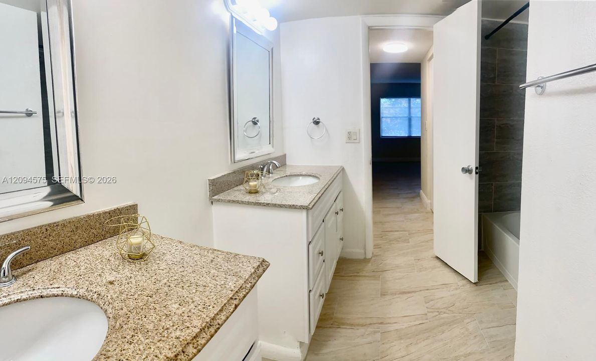 En Venta: $182,000 (2 camas, 2 baños, 1252 Pies cuadrados)