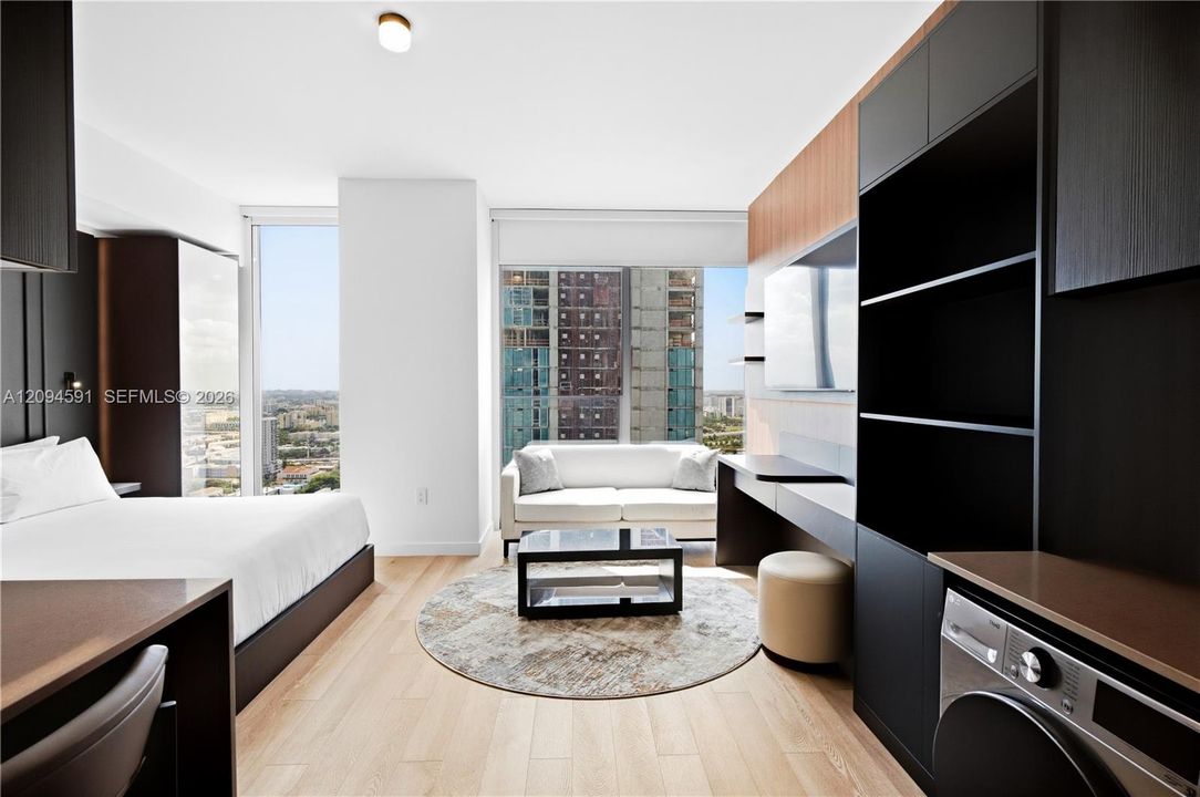For Sale: $560,000 (0 beds, 1 baths, 460 Square Feet)