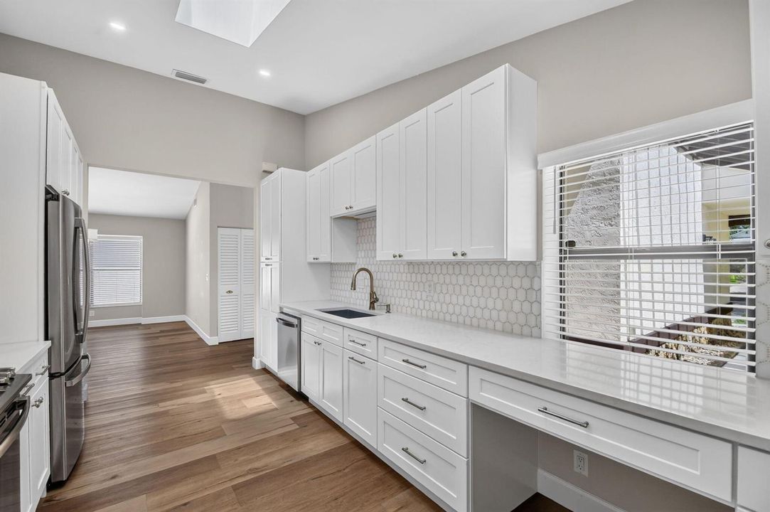 KITCHEN 2