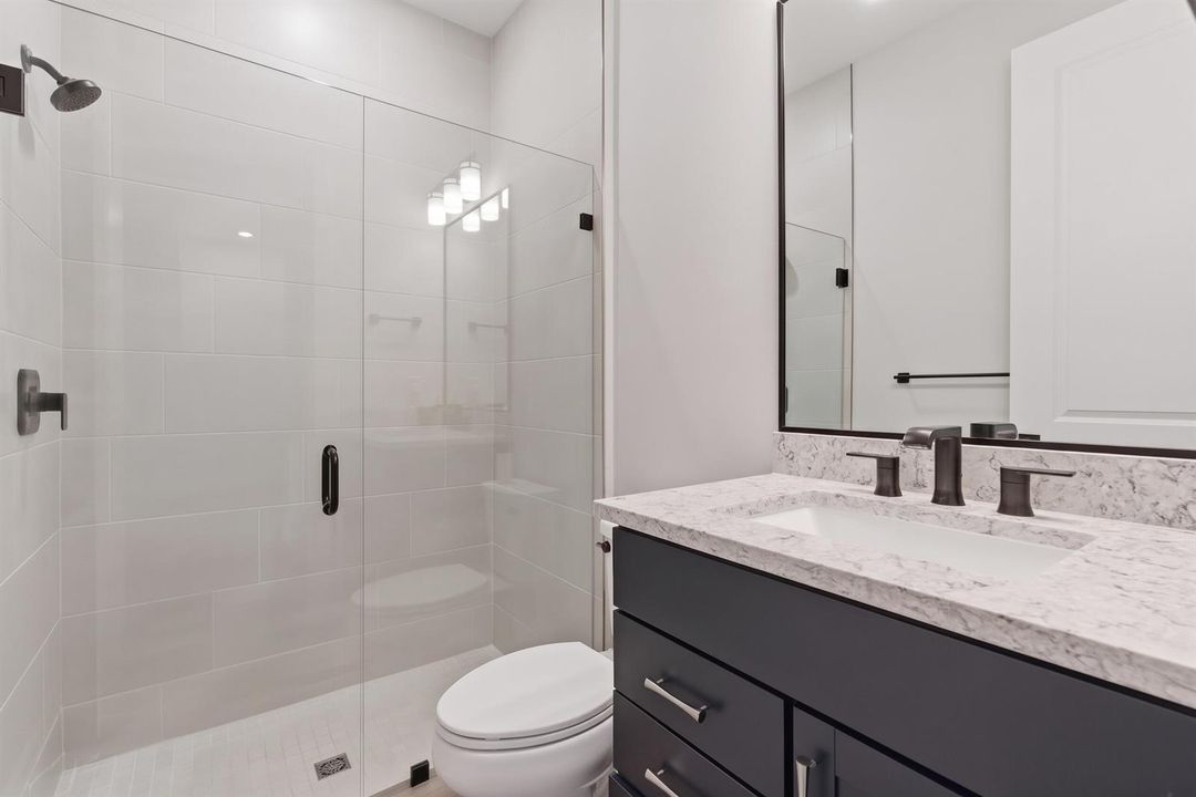 bedroom 2 bath