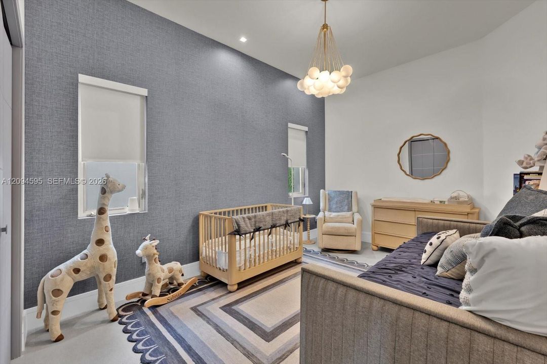 For Rent: $8,500 (3 beds, 3 baths, 2220 Square Feet)