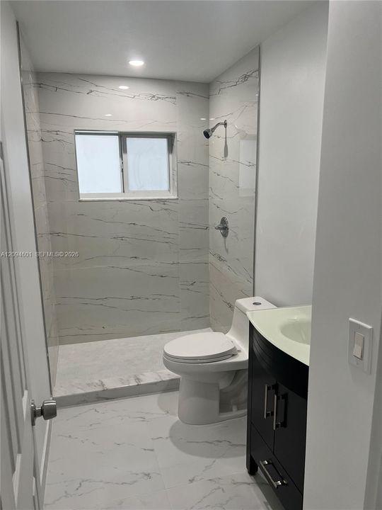 В аренду: $3,200 (3 спален, 1 ванн, 1677 Квадратных фут)