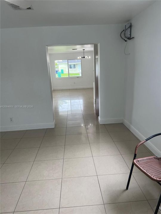 В аренду: $3,200 (3 спален, 1 ванн, 1677 Квадратных фут)
