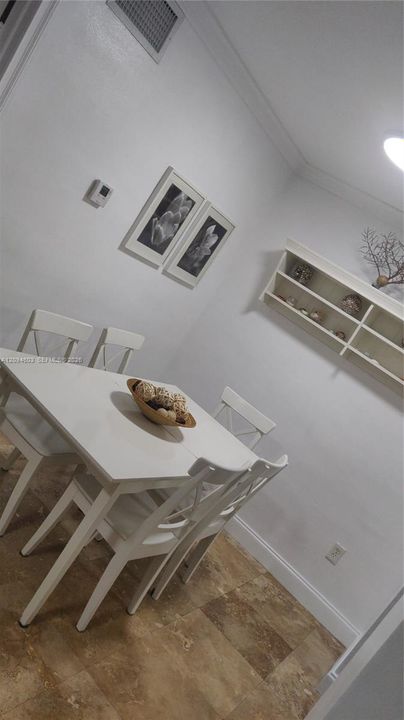 For Rent: $2,500 (1 beds, 1 baths, 530 Square Feet)