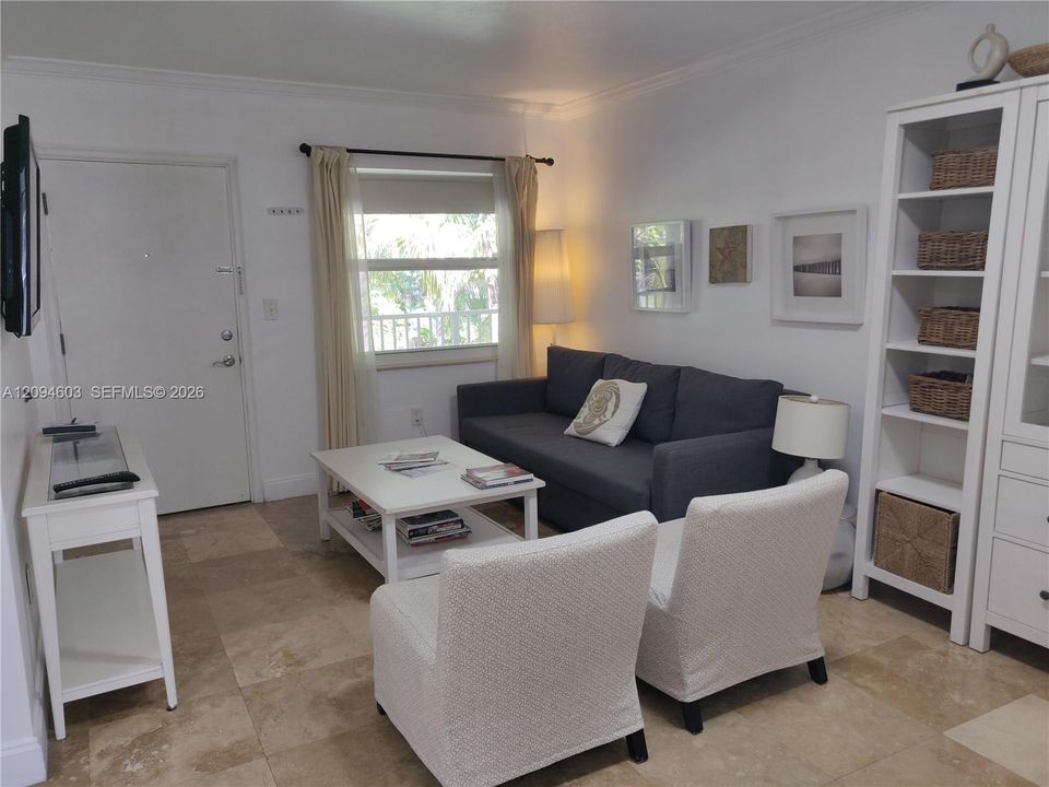 For Rent: $2,500 (1 beds, 1 baths, 530 Square Feet)