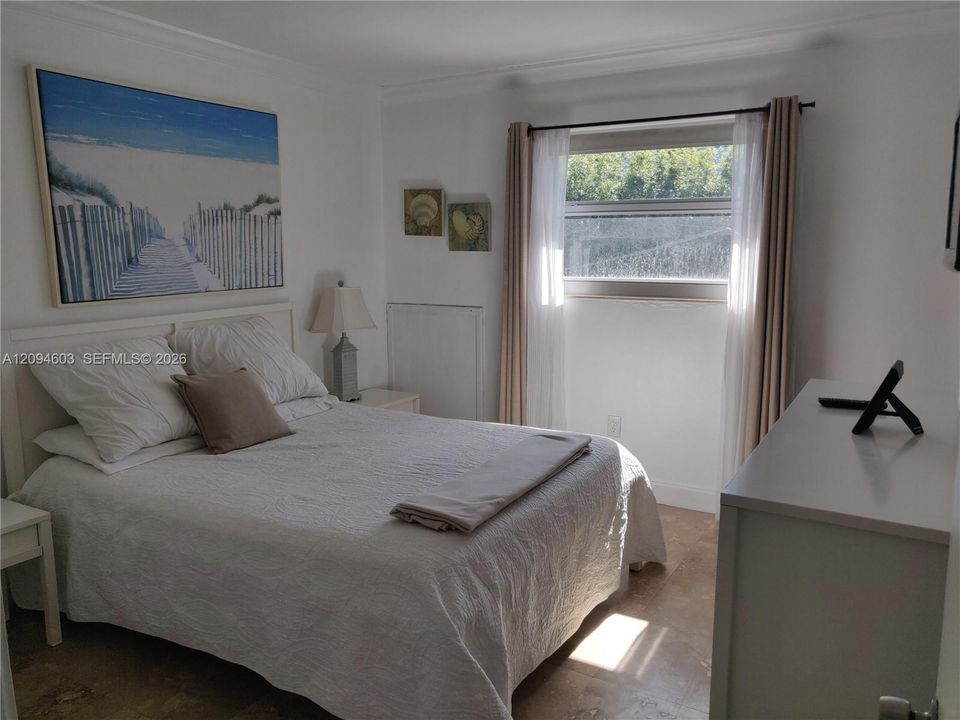 For Rent: $2,500 (1 beds, 1 baths, 530 Square Feet)