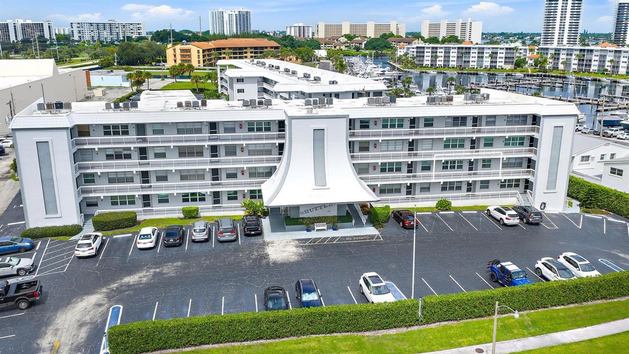 155 Yacht Club Dr 207-20