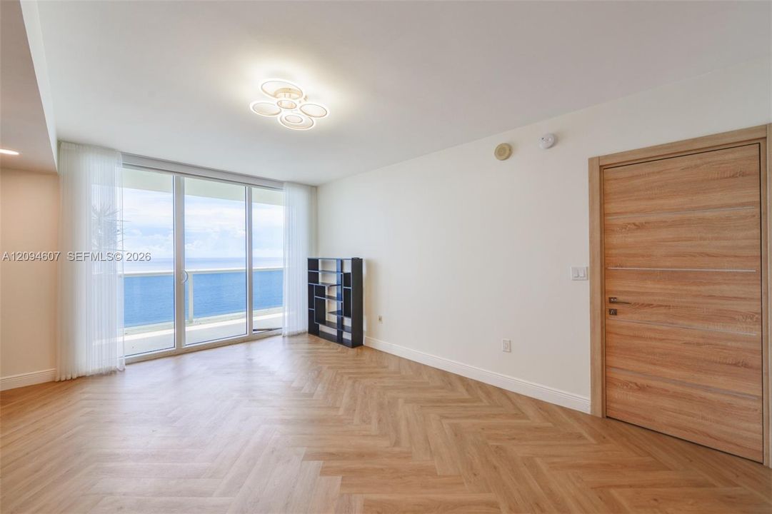 En Renta: $8,000 (3 camas, 3 baños, 1841 Pies cuadrados)