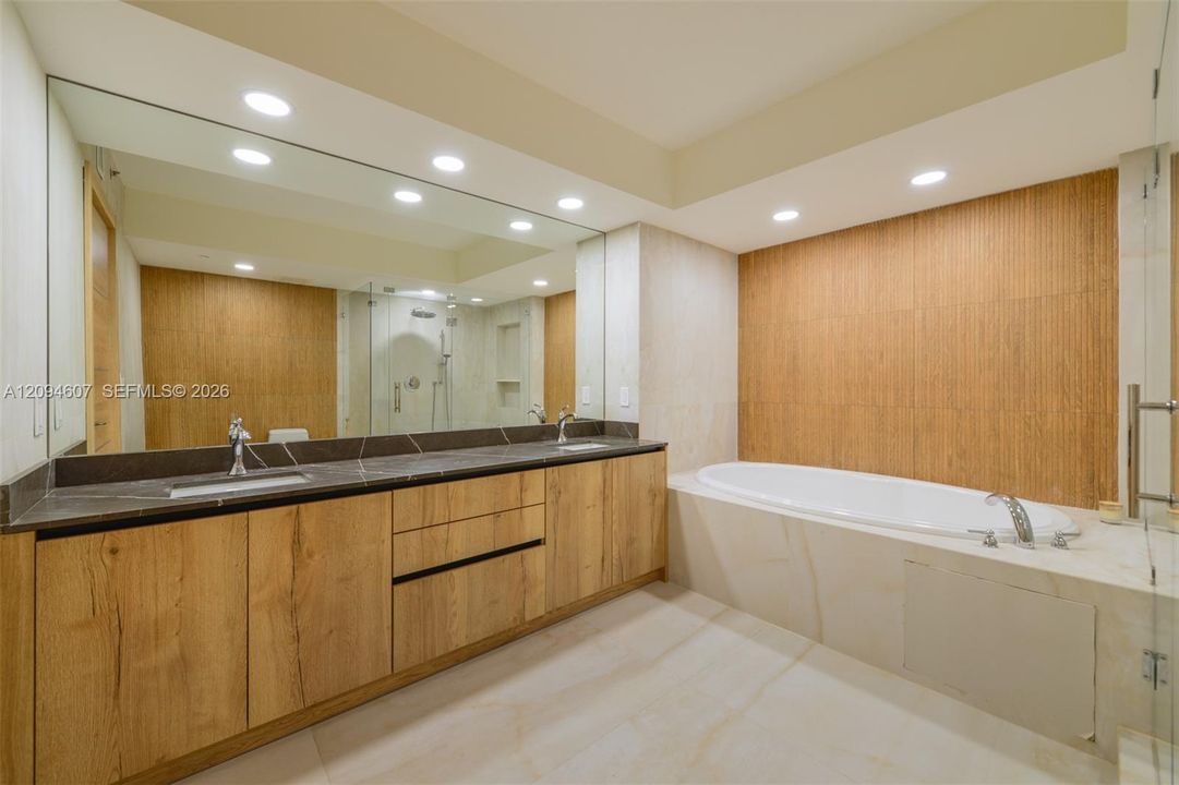 En Renta: $8,000 (3 camas, 3 baños, 1841 Pies cuadrados)