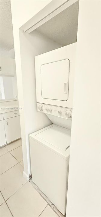 В аренду: $1,650 (1 спален, 1 ванн, 816 Квадратных фут)
