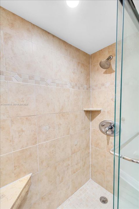 En Venta: $575,000 (1 camas, 1 baños, 0 Pies cuadrados)