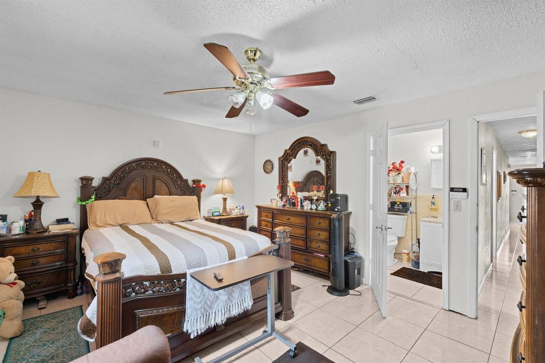 22-web-or-mls-A7408440