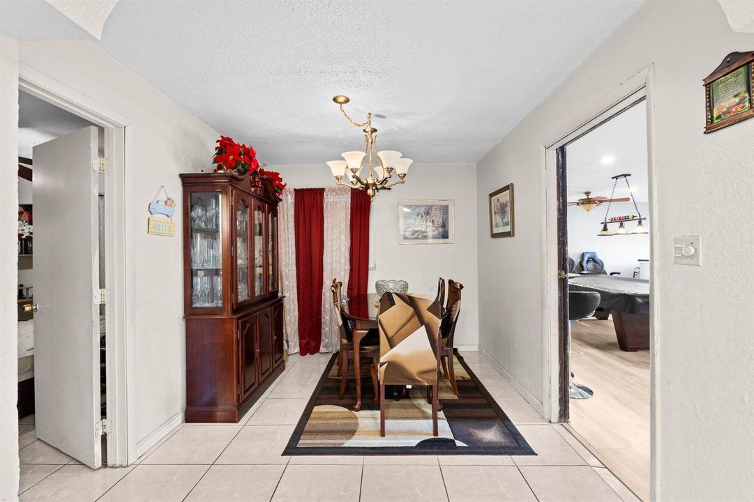15-web-or-mls-A7408464
