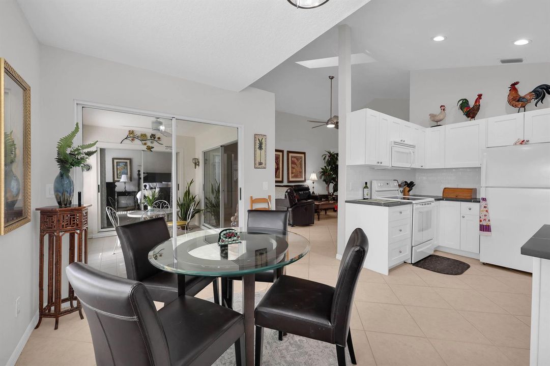 4348 Hopetown