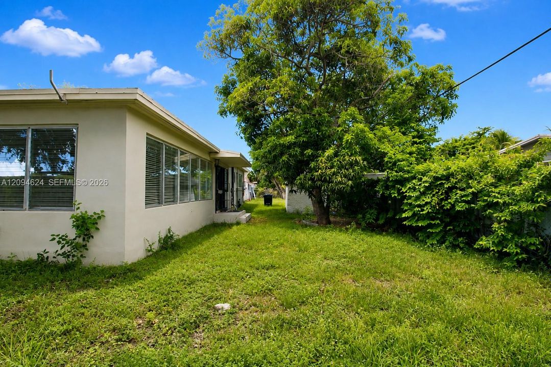 En Venta: $660,000 (4 camas, 3 baños, 2193 Pies cuadrados)