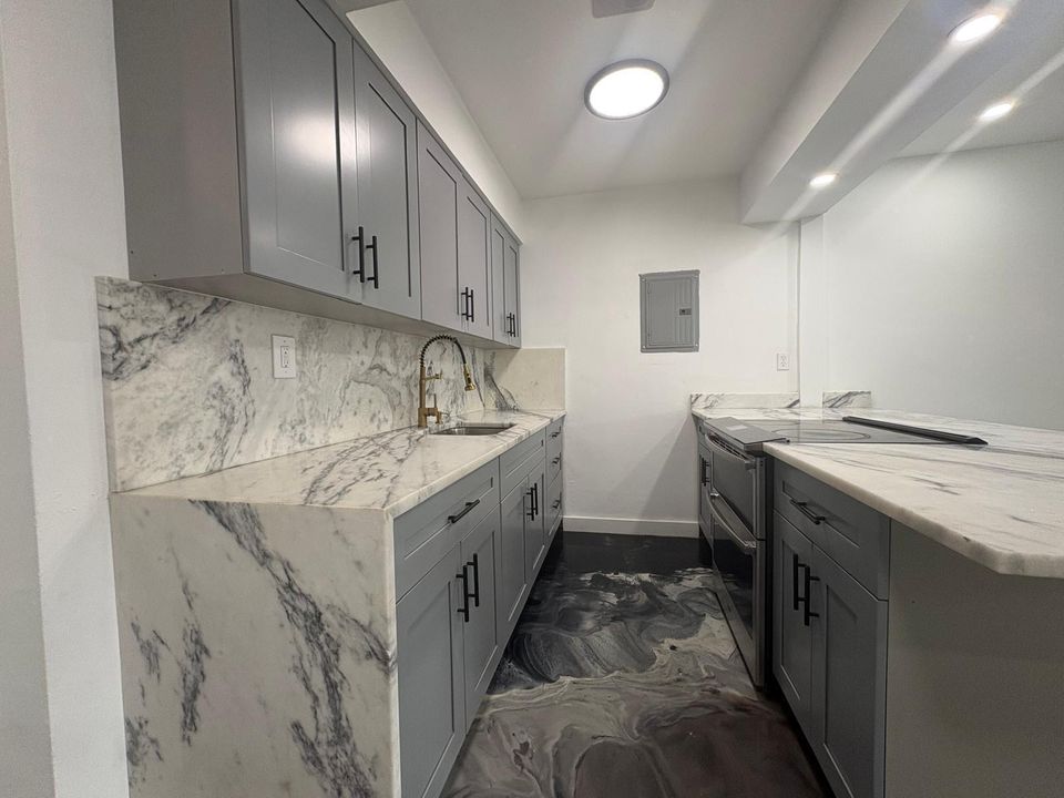 Kitchen gallery