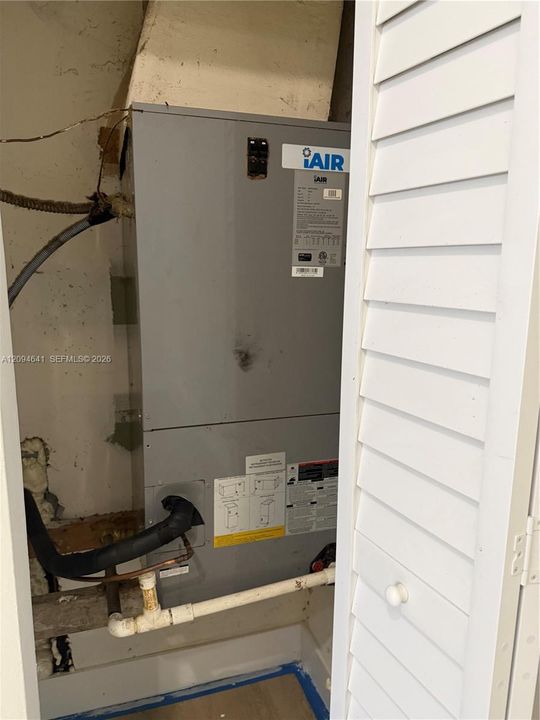 For Rent: $2,100 (2 beds, 1 baths, 650 Square Feet)