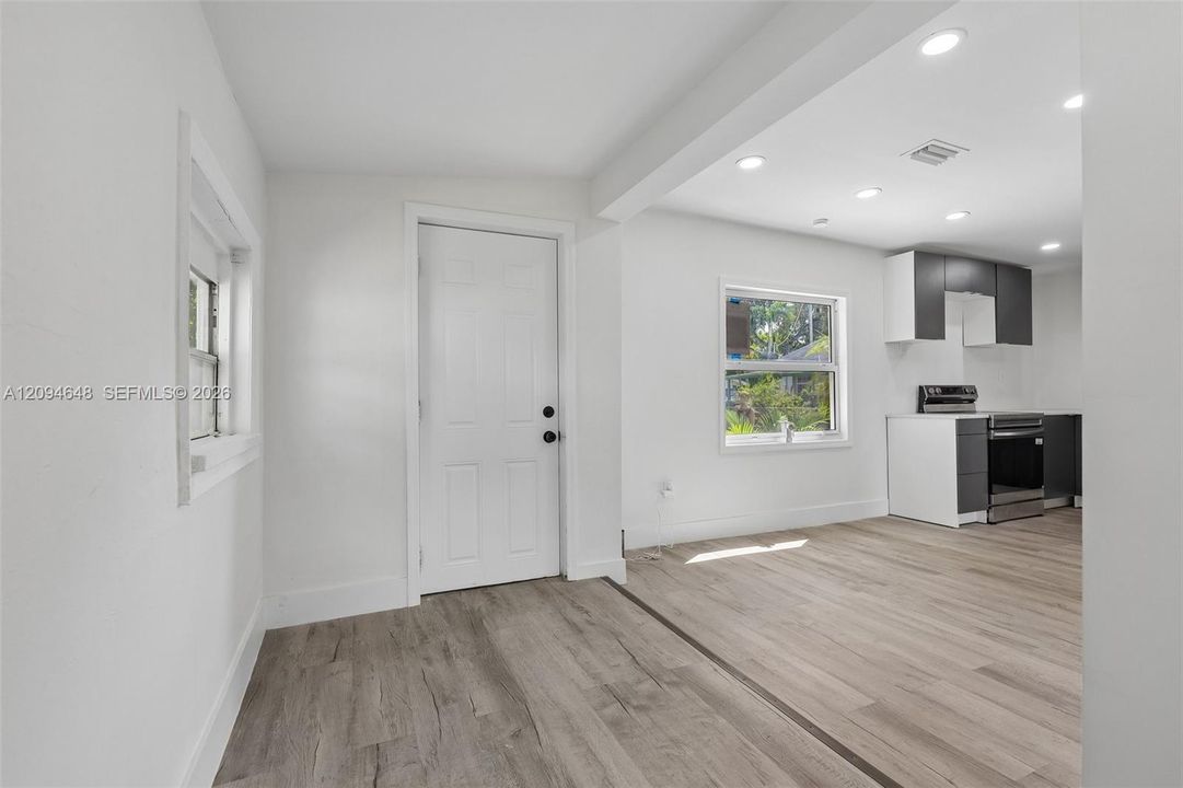 En Venta: $475,000 (2 camas, 1 baños, 576 Pies cuadrados)