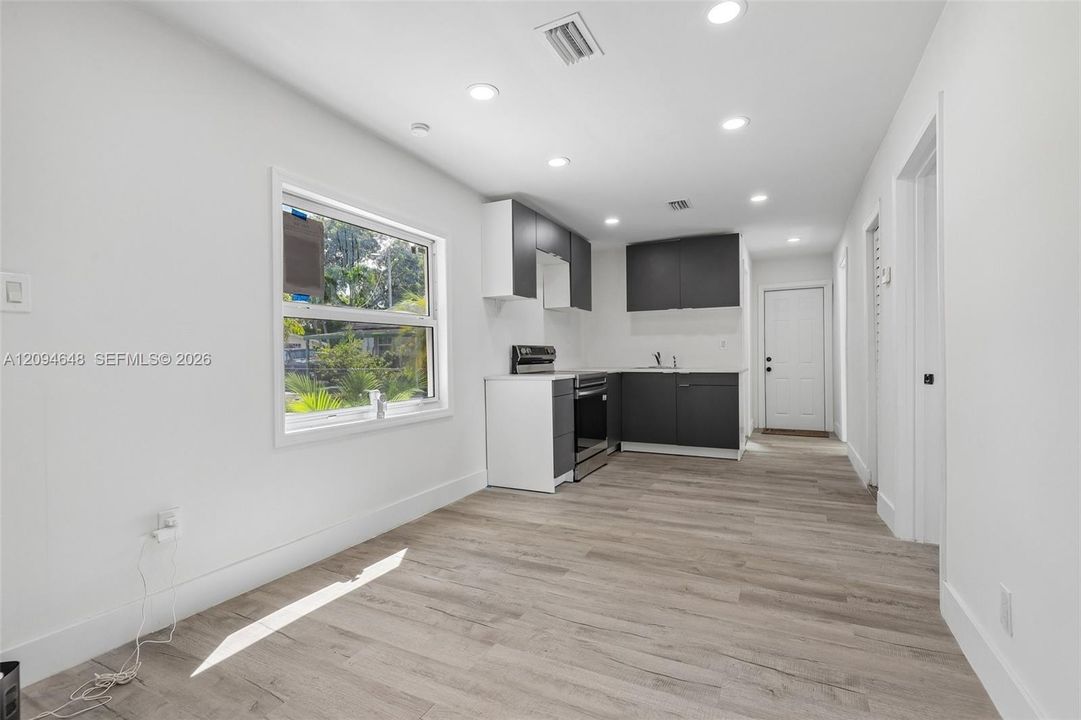 En Venta: $475,000 (2 camas, 1 baños, 576 Pies cuadrados)