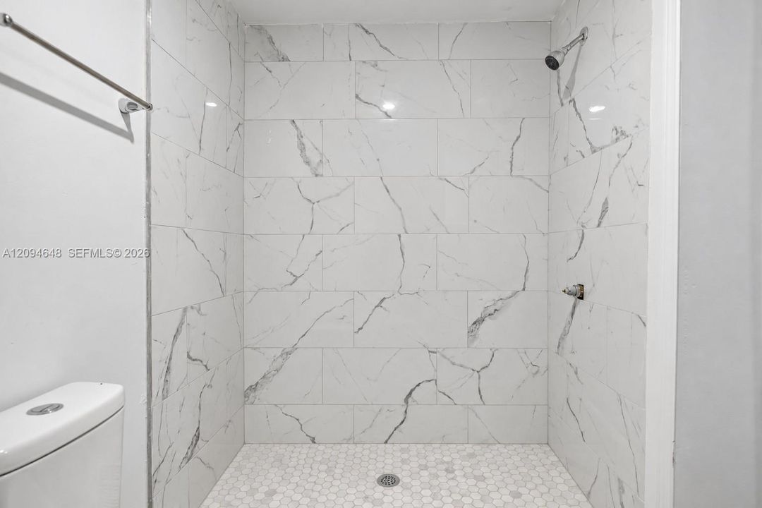 En Venta: $475,000 (2 camas, 1 baños, 576 Pies cuadrados)