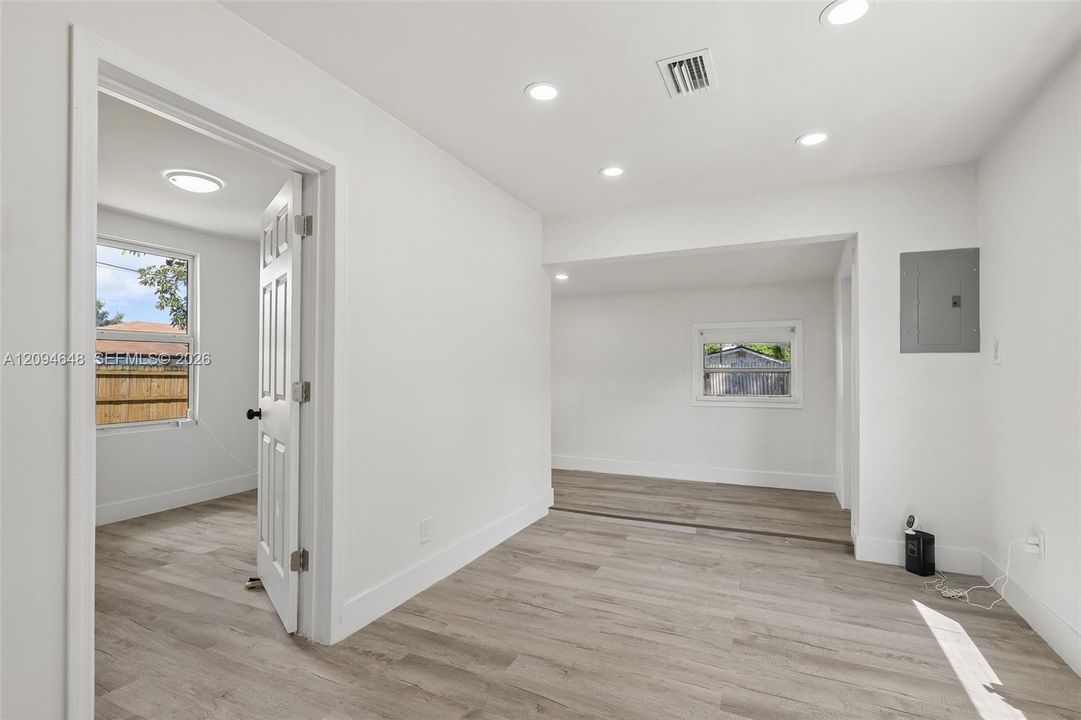 En Venta: $475,000 (2 camas, 1 baños, 576 Pies cuadrados)