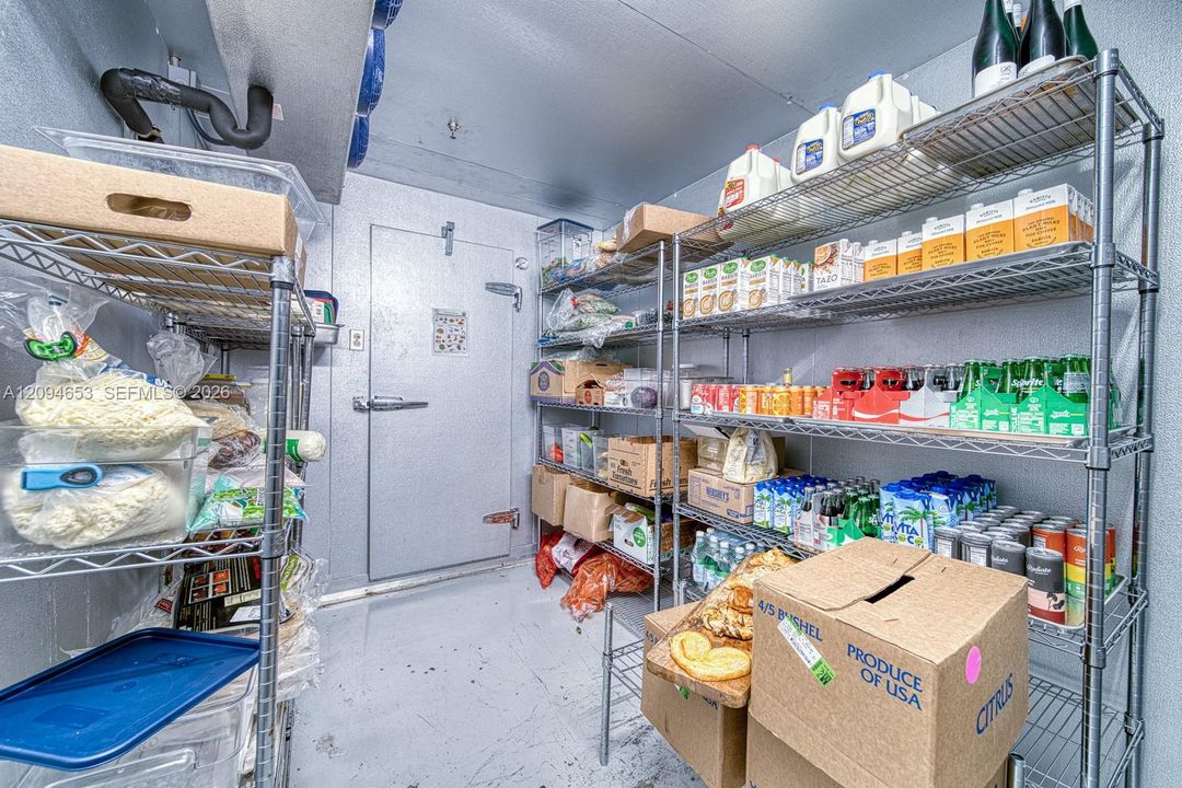 На продажу: $299,000 (0 спален, 0 ванн, 0 Квадратных фут)