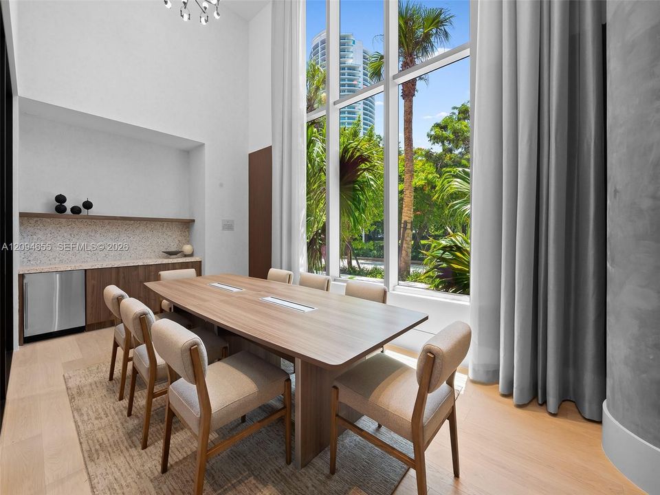 На продажу: $2,975,000 (4 спален, 3 ванн, 1950 Квадратных фут)