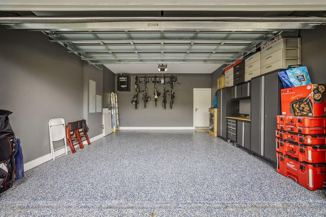 2 car garage that actually fits 2 cars