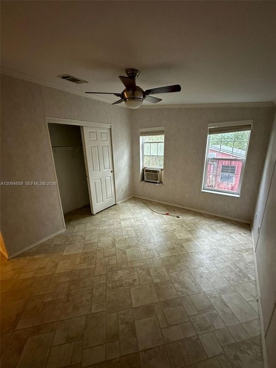 For Rent: $2,165 (2 beds, 2 baths, 896 Square Feet)