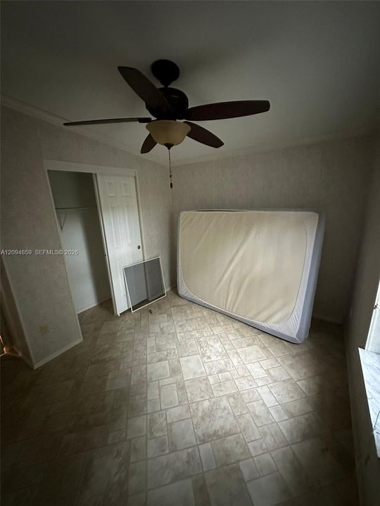 For Rent: $2,165 (2 beds, 2 baths, 896 Square Feet)