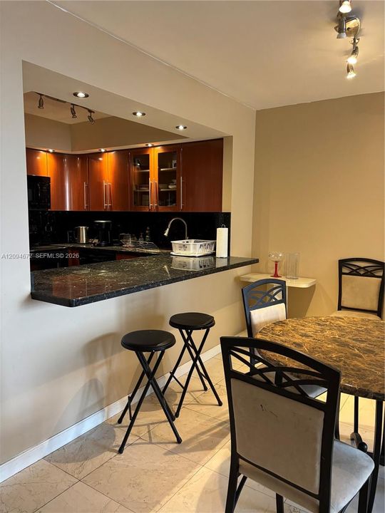 В аренду: $1,899 (1 спален, 1 ванн, 672 Квадратных фут)
