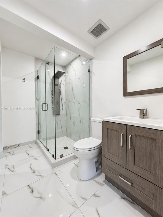 Cabana bathroom