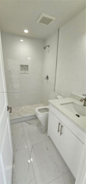 В аренду: $2,900 (3 спален, 2 ванн, 2208 Квадратных фут)