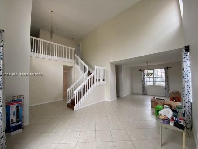 For Rent: $5,100 (4 beds, 2 baths, 2669 Square Feet)