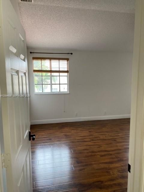 For Rent: $5,100 (4 beds, 2 baths, 2669 Square Feet)