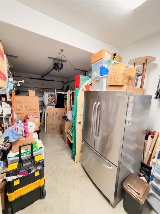 En Venta: $749,000 (3 camas, 2 baños, 1579 Pies cuadrados)
