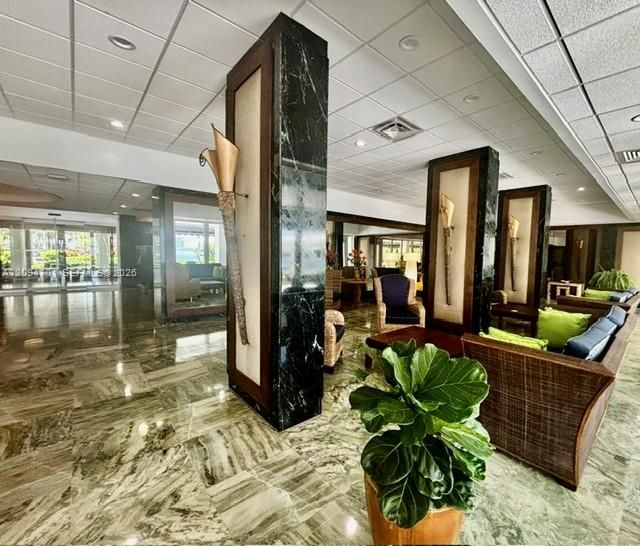 For Sale: $405,000 (2 beds, 2 baths, 1220 Square Feet)