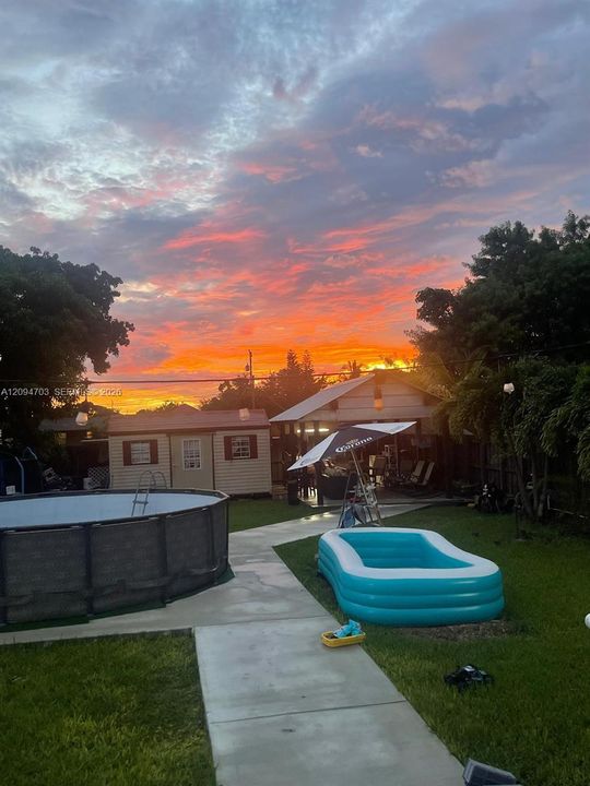 En Venta: $500,000 (3 camas, 2 baños, 1128 Pies cuadrados)
