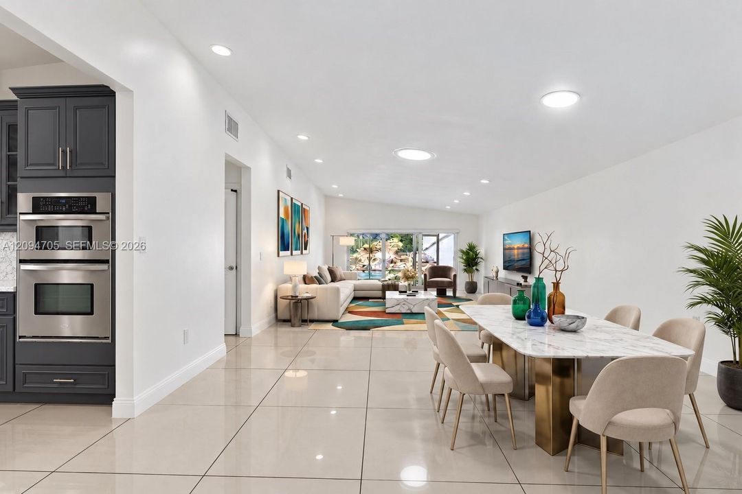 For Sale: $649,990 (2 beds, 2 baths, 1968 Square Feet)